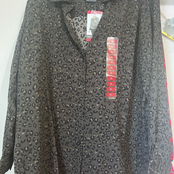 NWT Chelsea & Theodore shirt - Picture 2 of 2